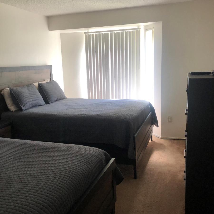 Whispering Meadows Apartments Bakersfield Bagian luar foto