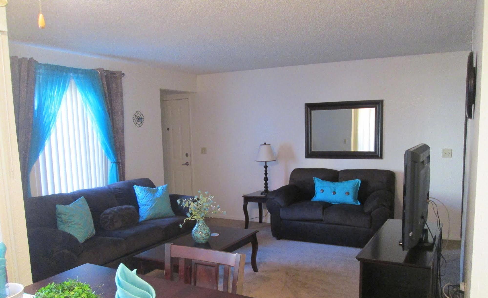 Whispering Meadows Apartments Bakersfield Bagian luar foto
