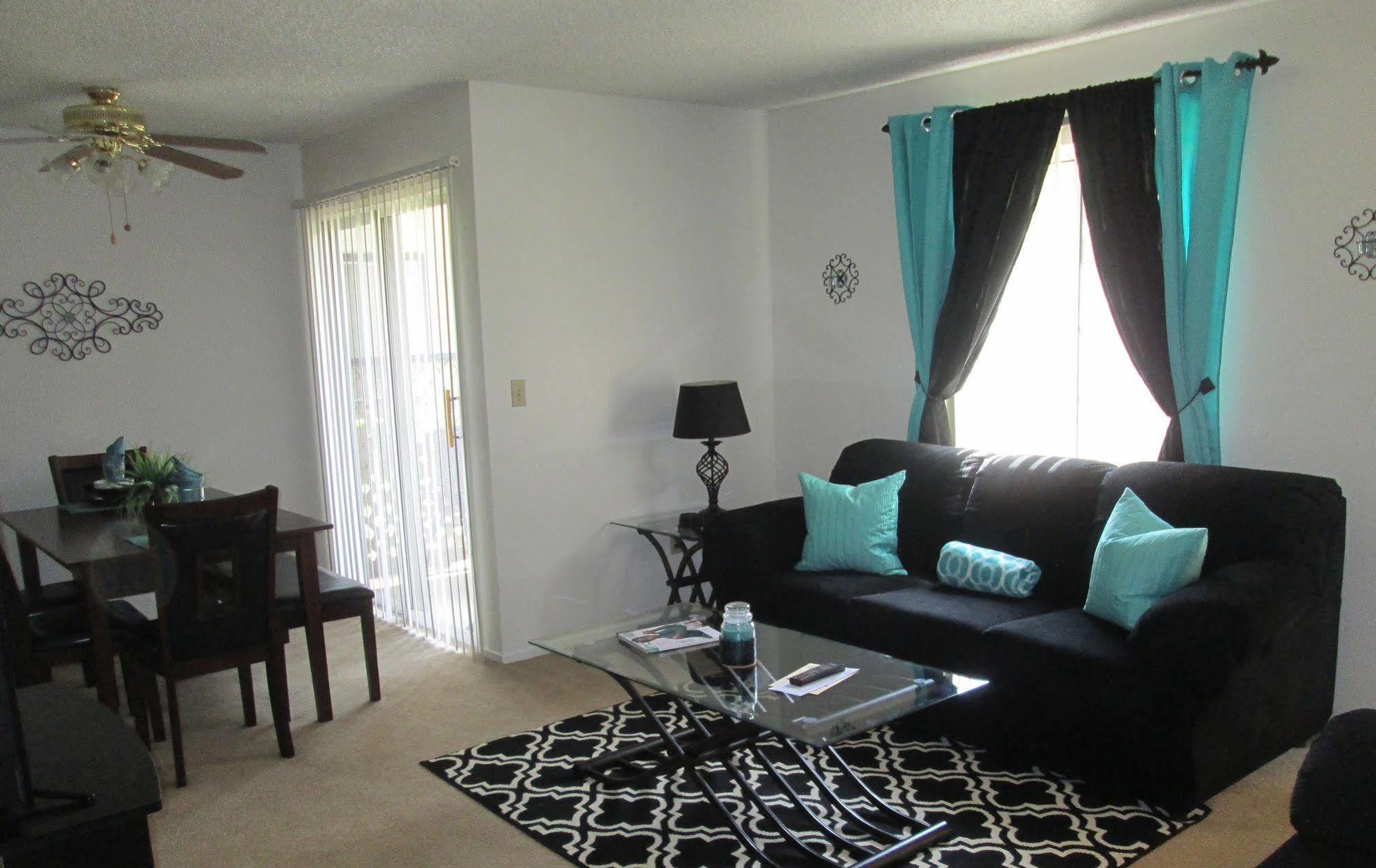 Whispering Meadows Apartments Bakersfield Bagian luar foto